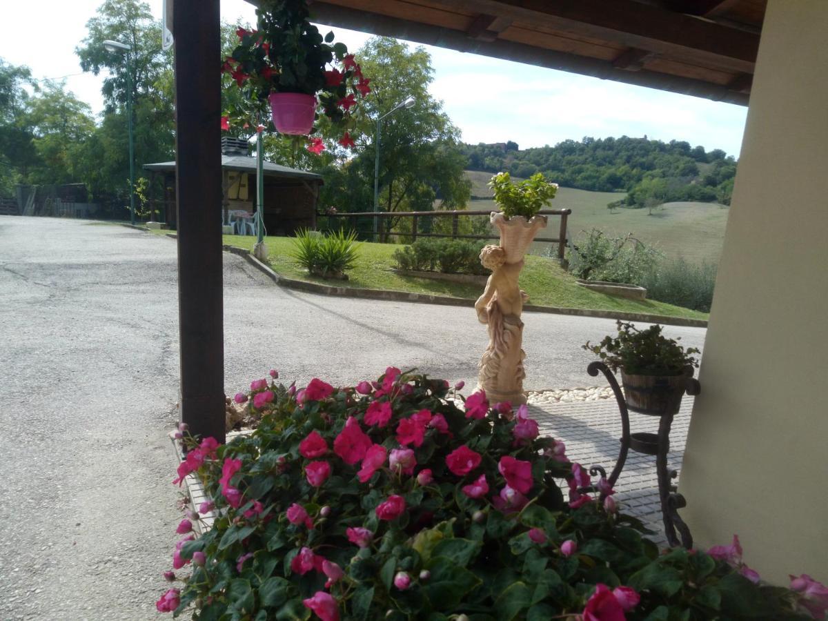B&B Marcello & Francesca Urbino Luaran gambar