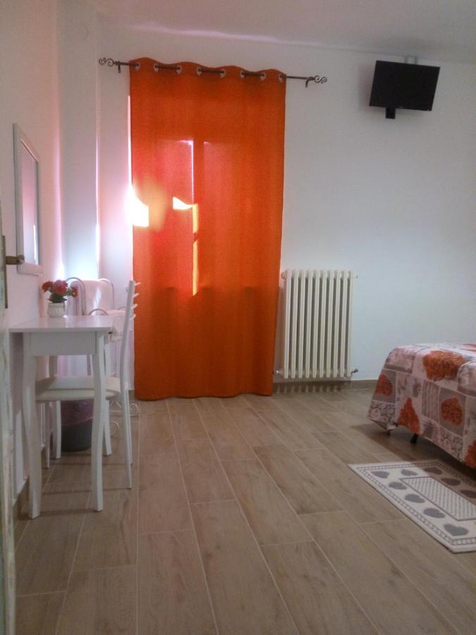 B&B Marcello & Francesca Urbino Luaran gambar